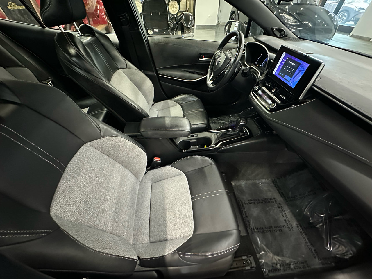 Used 2023 Toyota Corolla XSE image 13