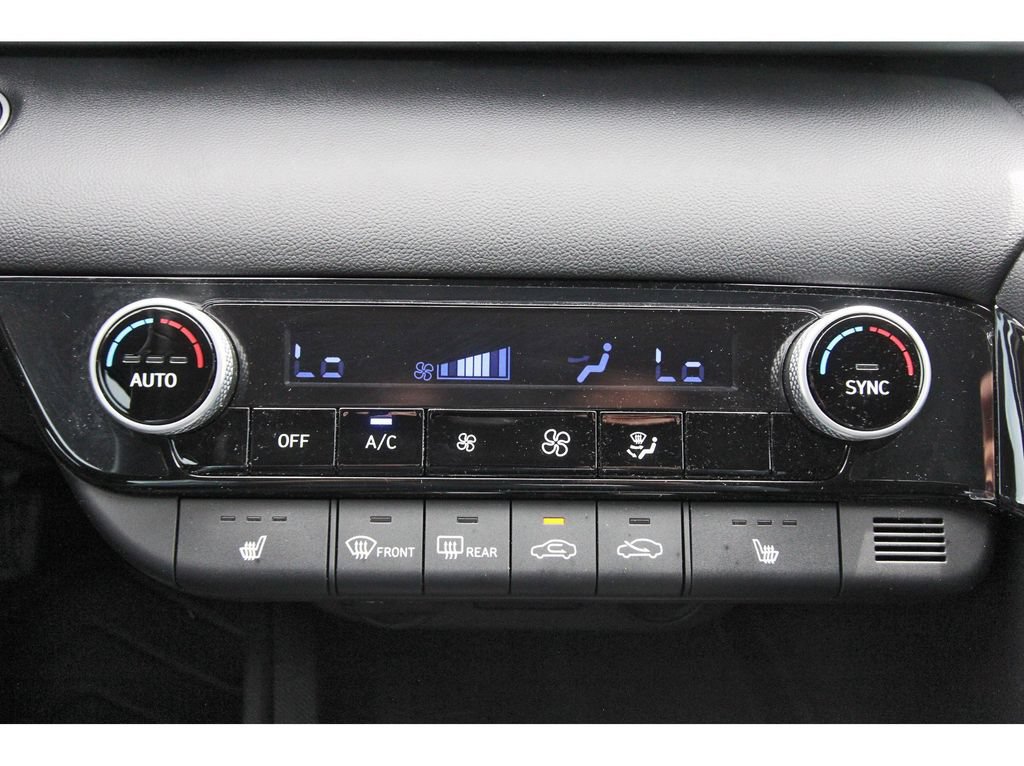 Certified 2022 Hyundai Elantra SEL w/ Convenience + Premium Package FWD image 28