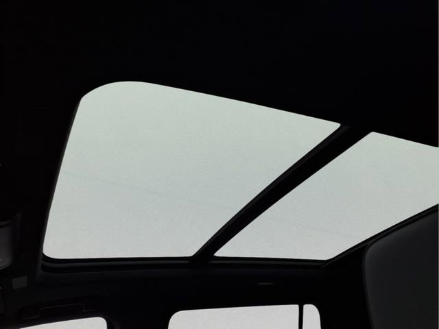 New 2026 Chevrolet Suburban RST w/ RST Capability Package image 19