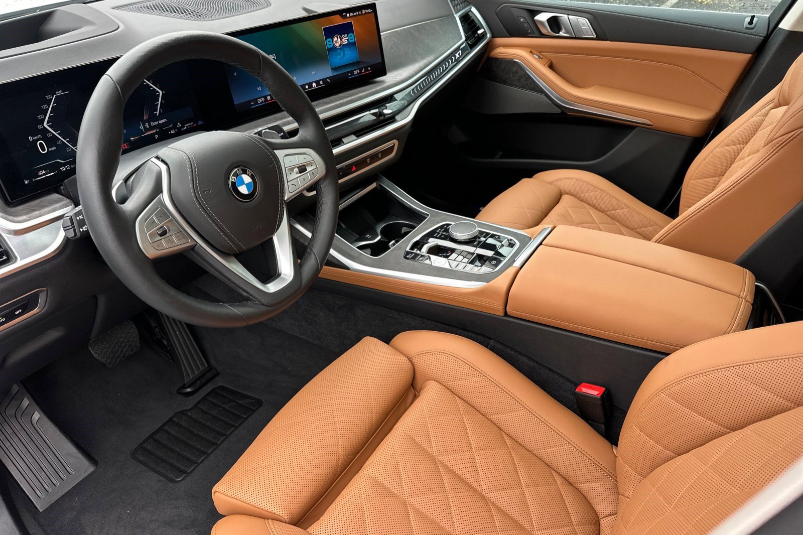 Used 2026 BMW X7 xDrive40i image 11