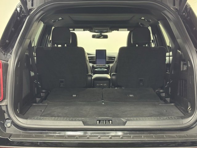 Used 2021 Ford Explorer ST w/ ST Street Pack image 36