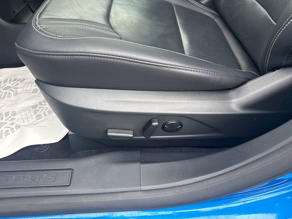 Used 2025 Ford Mustang Mach-E Premium AWD/4WD image 30