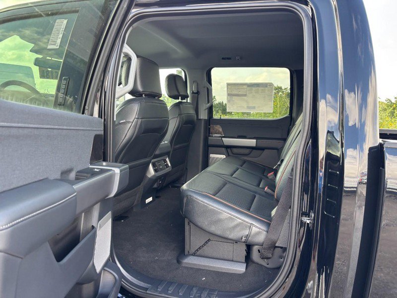 New 2026 Ford F250 Lariat w/ FX4 Off-Road Package AWD/4WD image 13