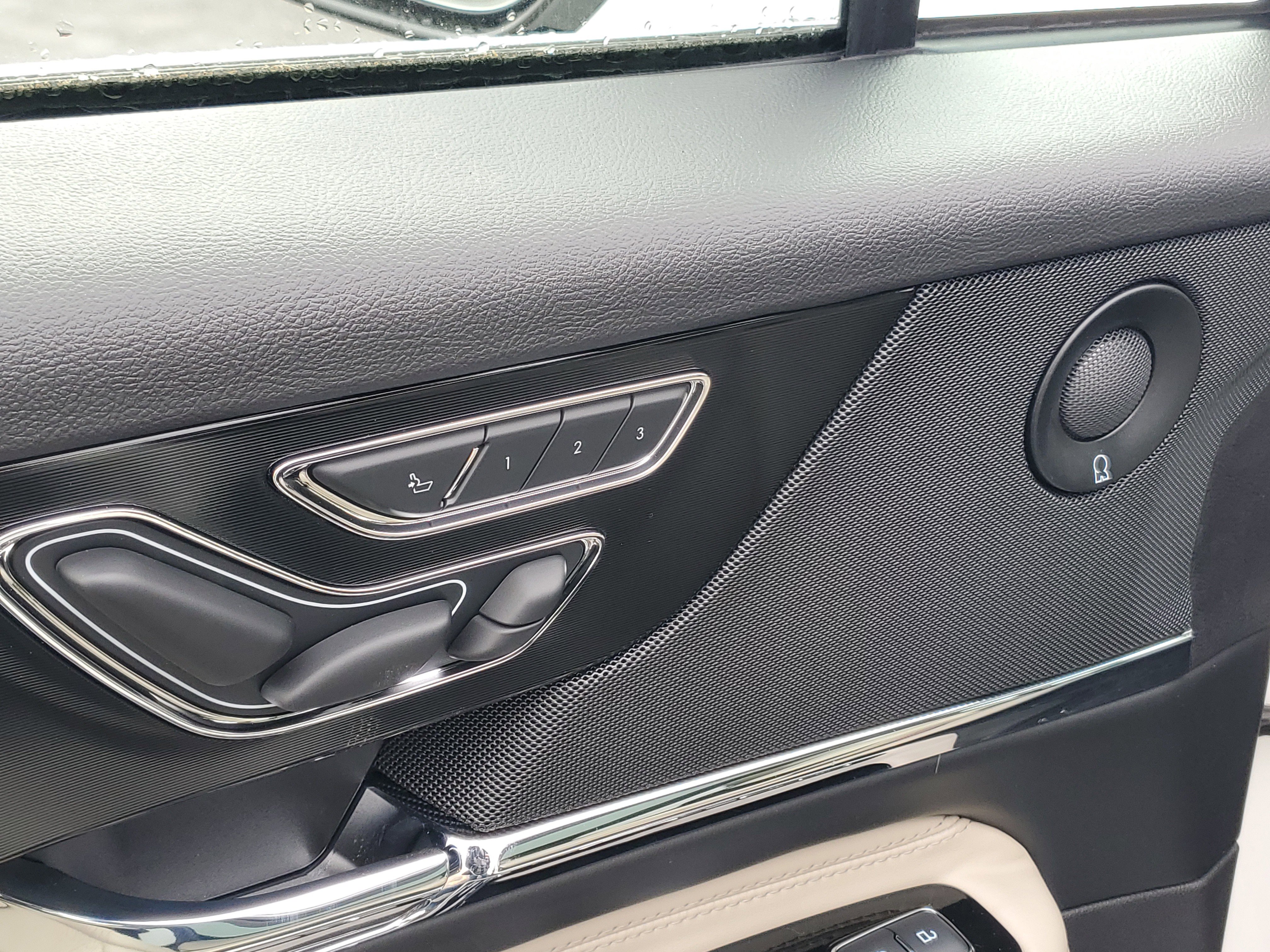 New 2026 Lincoln Corsair Grand Touring image 9