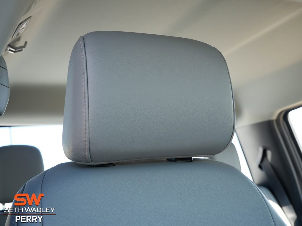 New 2026 Ford F350 XL w/ XL Chrome Package image 22