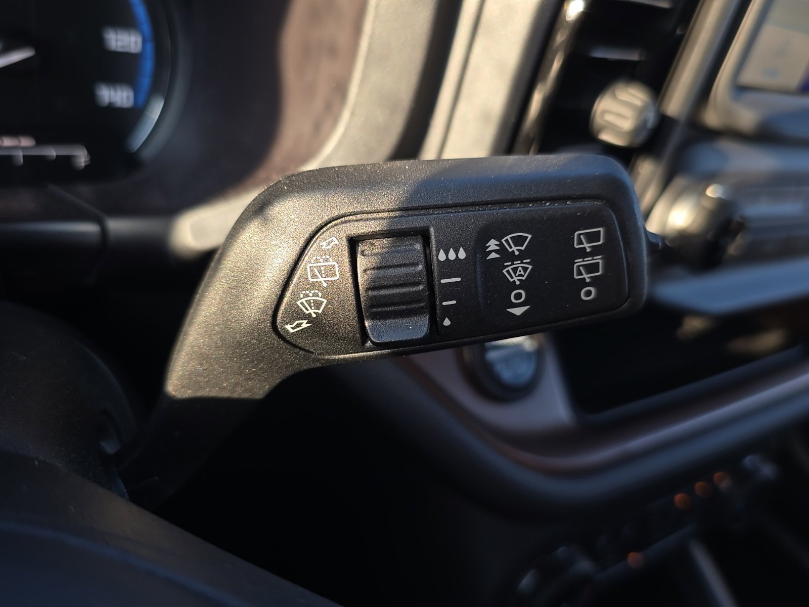 Used 2024 Ford Bronco Sport Outer Banks AWD/4WD image 24