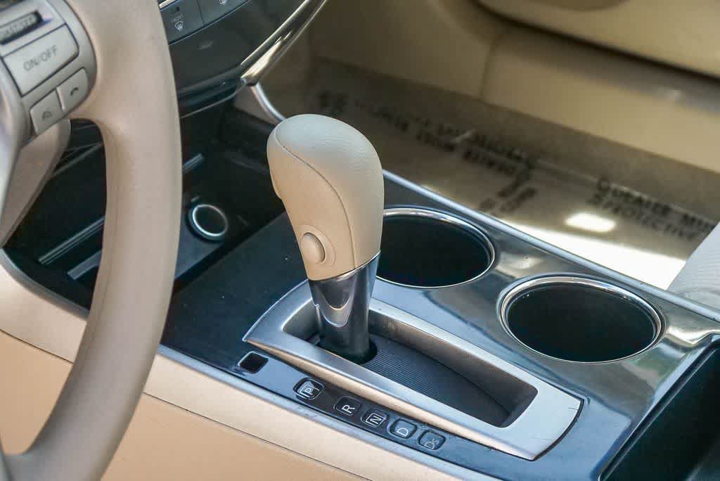 Used 2013 Nissan Altima 2.5 S FWD image 17