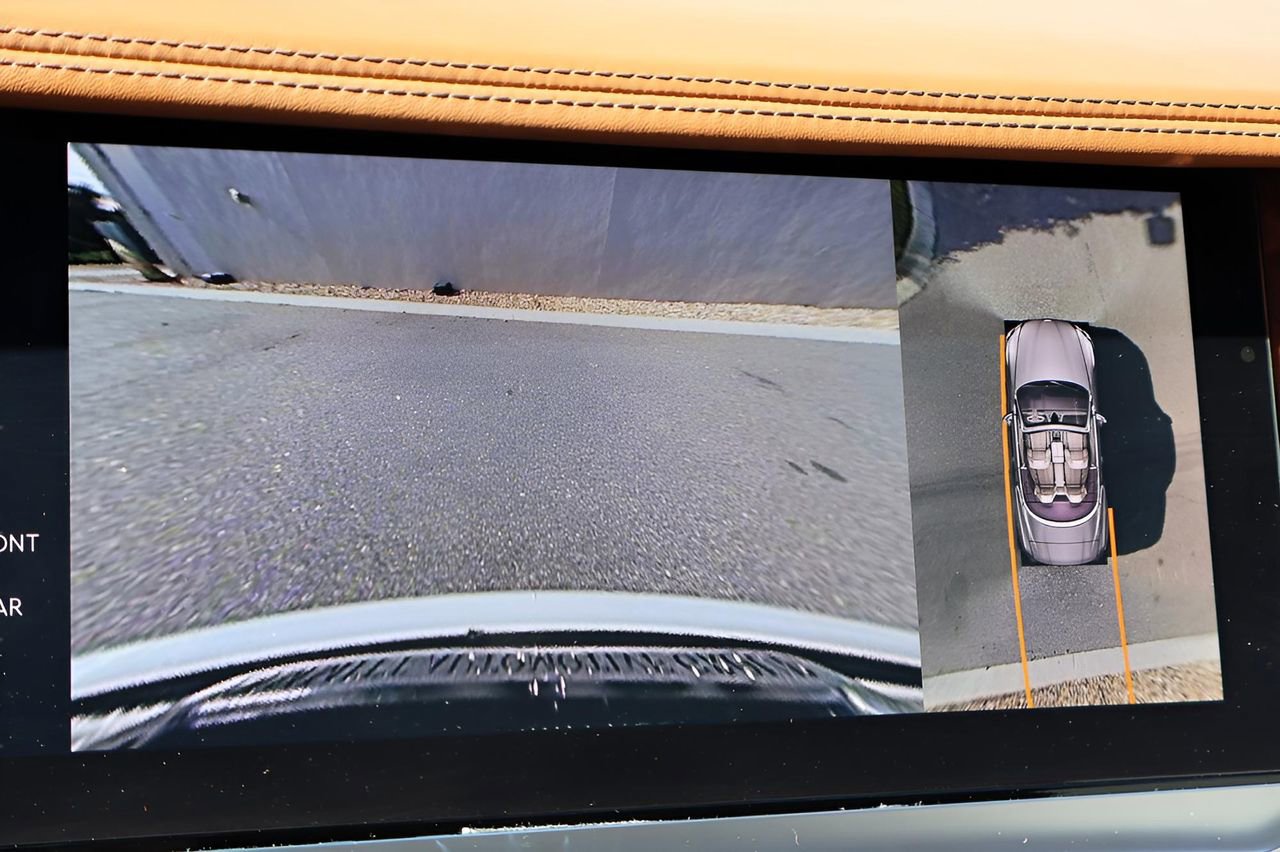 Used 2024 Bentley Continental GT image 24