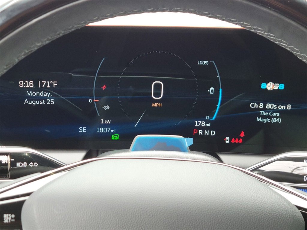 Certified 2025 Cadillac Optiq Sport 1 image 27