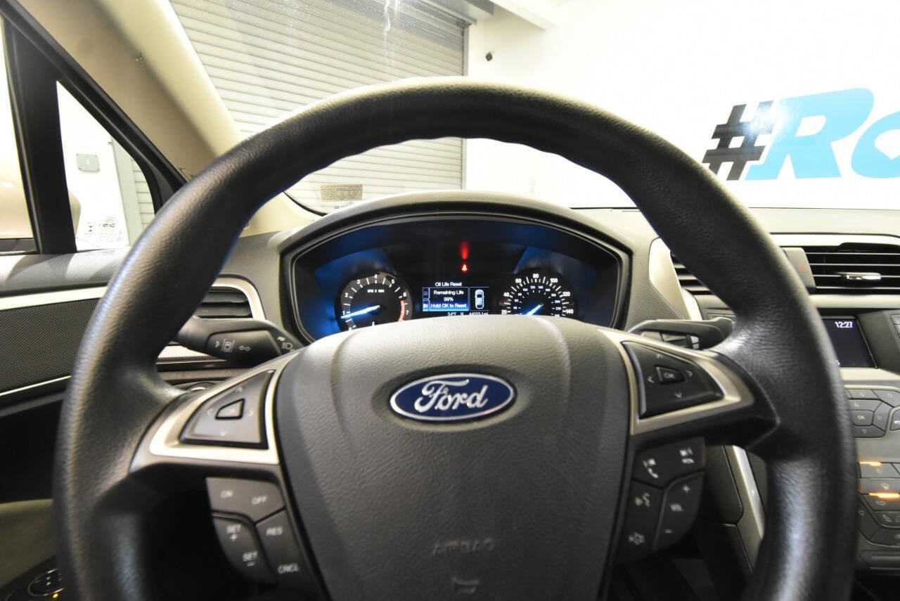 Used 2019 Ford Fusion S image 25