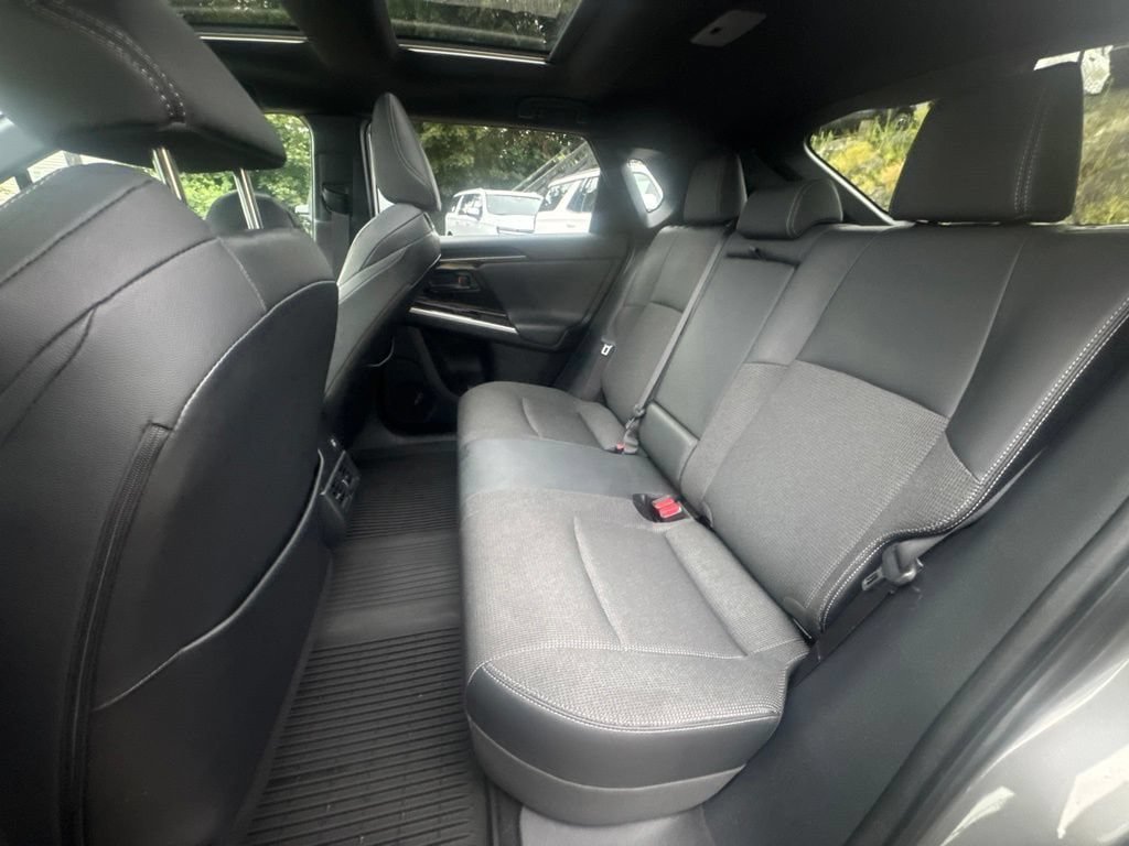 Used 2025 Toyota bZ4X AWD w/ Weather Package image 18