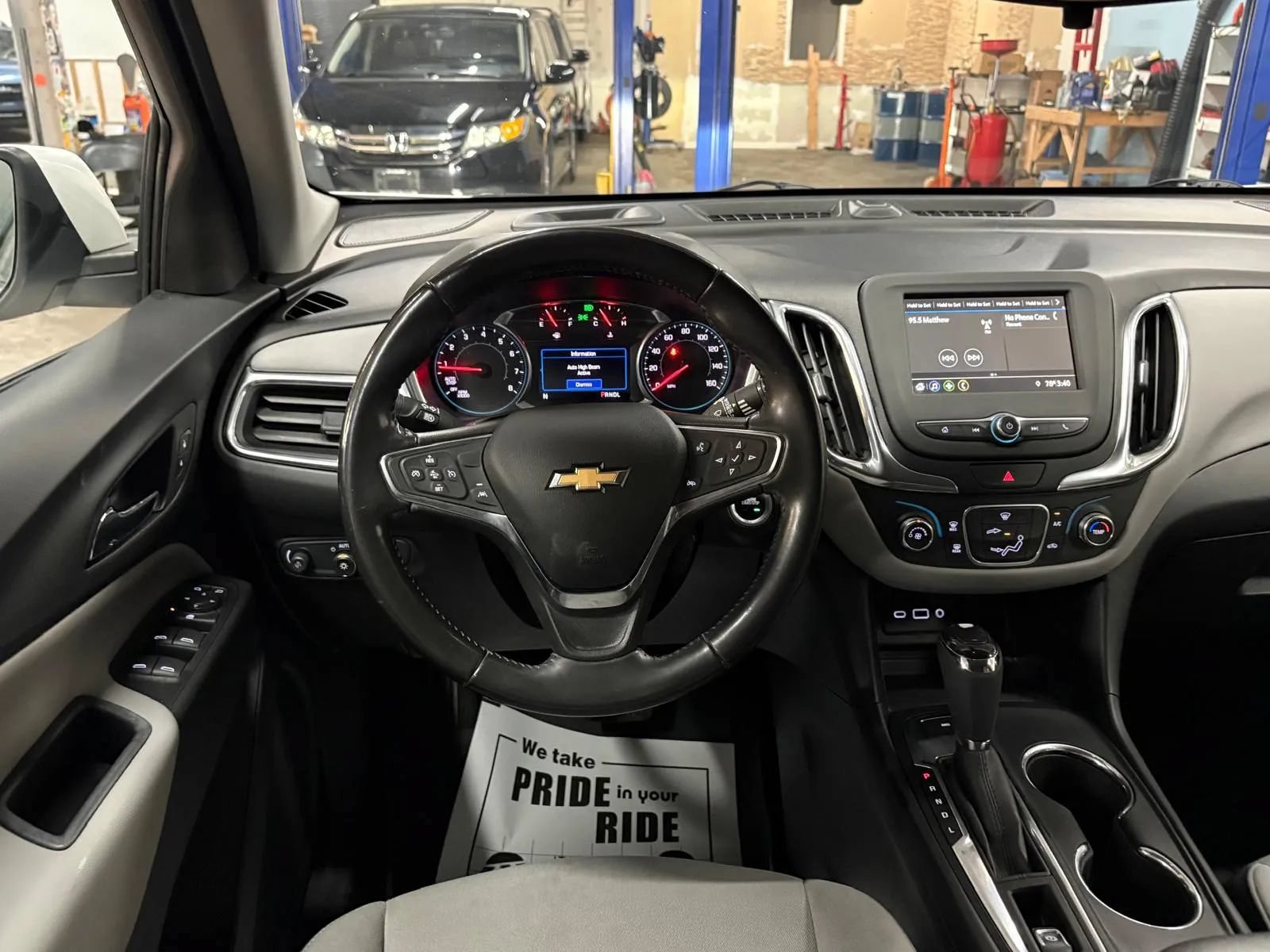 Used 2019 Chevrolet Equinox LT AWD/4WD image 21