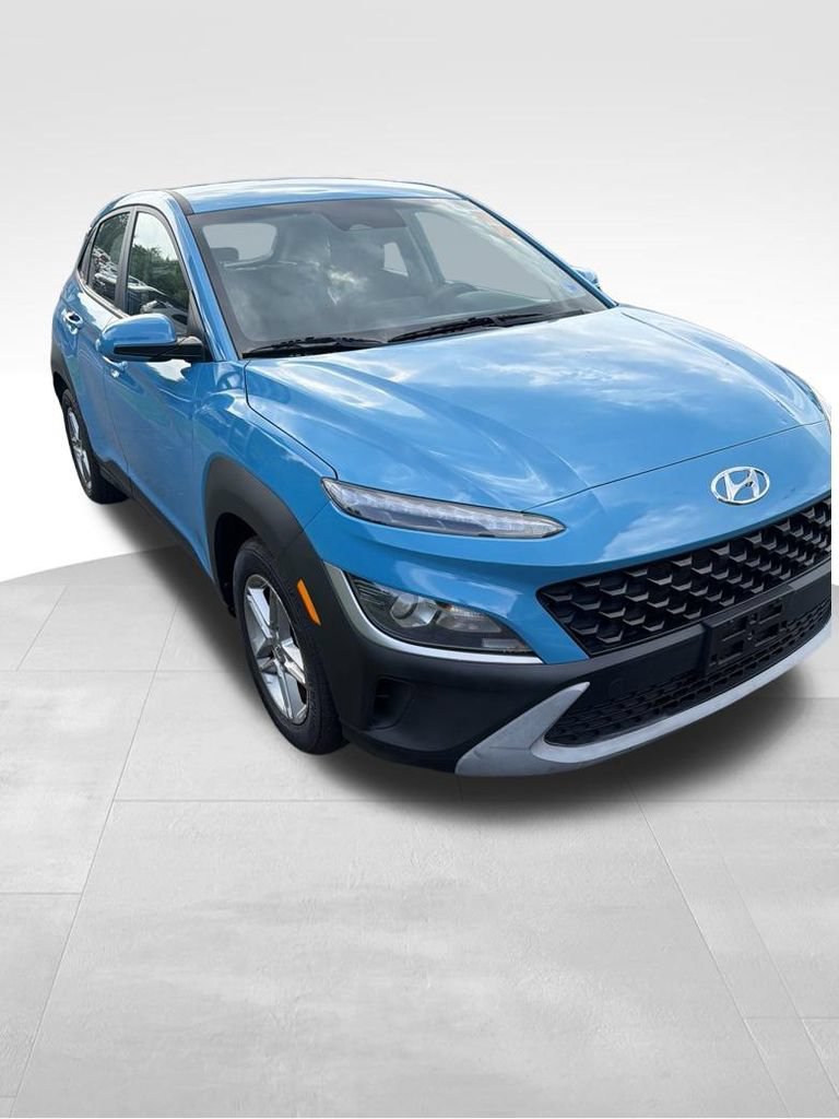 Used 2023 Hyundai Kona SE FWD image 3