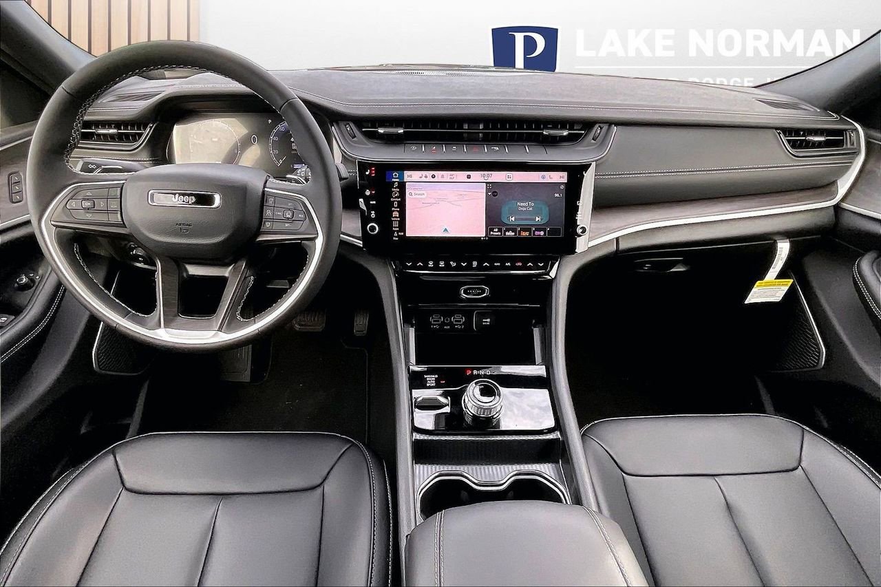 New 2026 Jeep Grand Cherokee Limited image 10