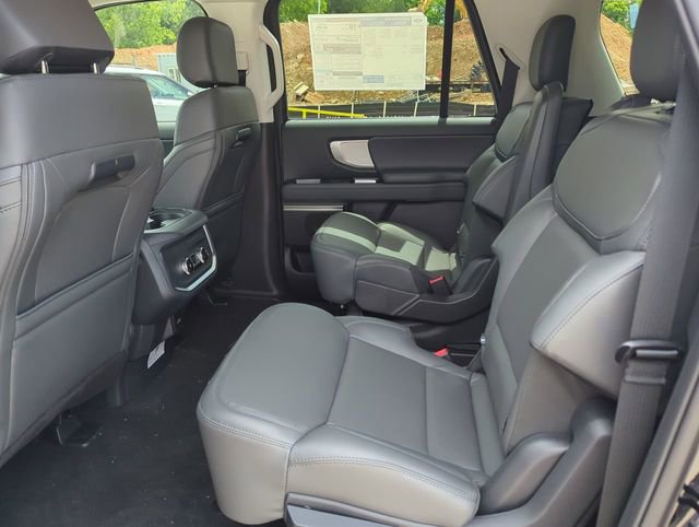 New 2026 Ford Expedition Max Active RWD image 13