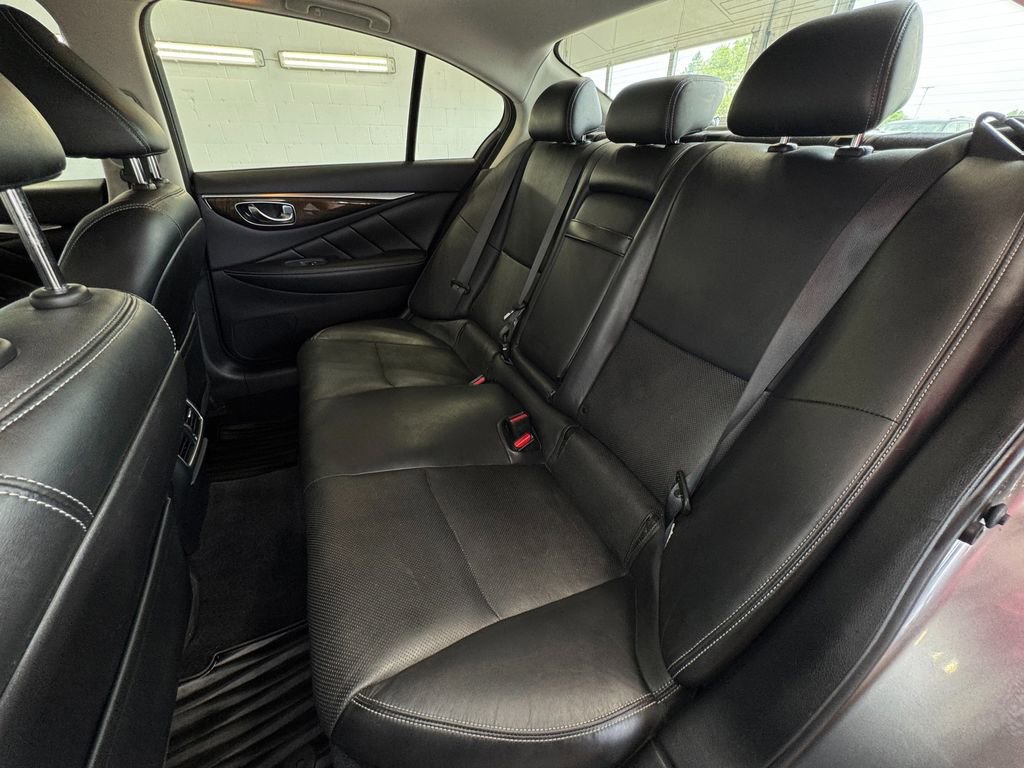 Used 2018 INFINITI Q50 Luxe AWD/4WD image 21