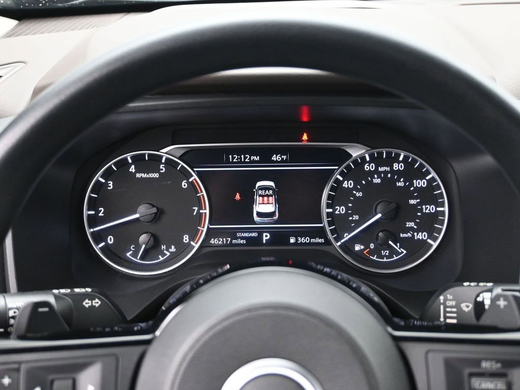 Used 2023 Nissan Rogue SV image 13