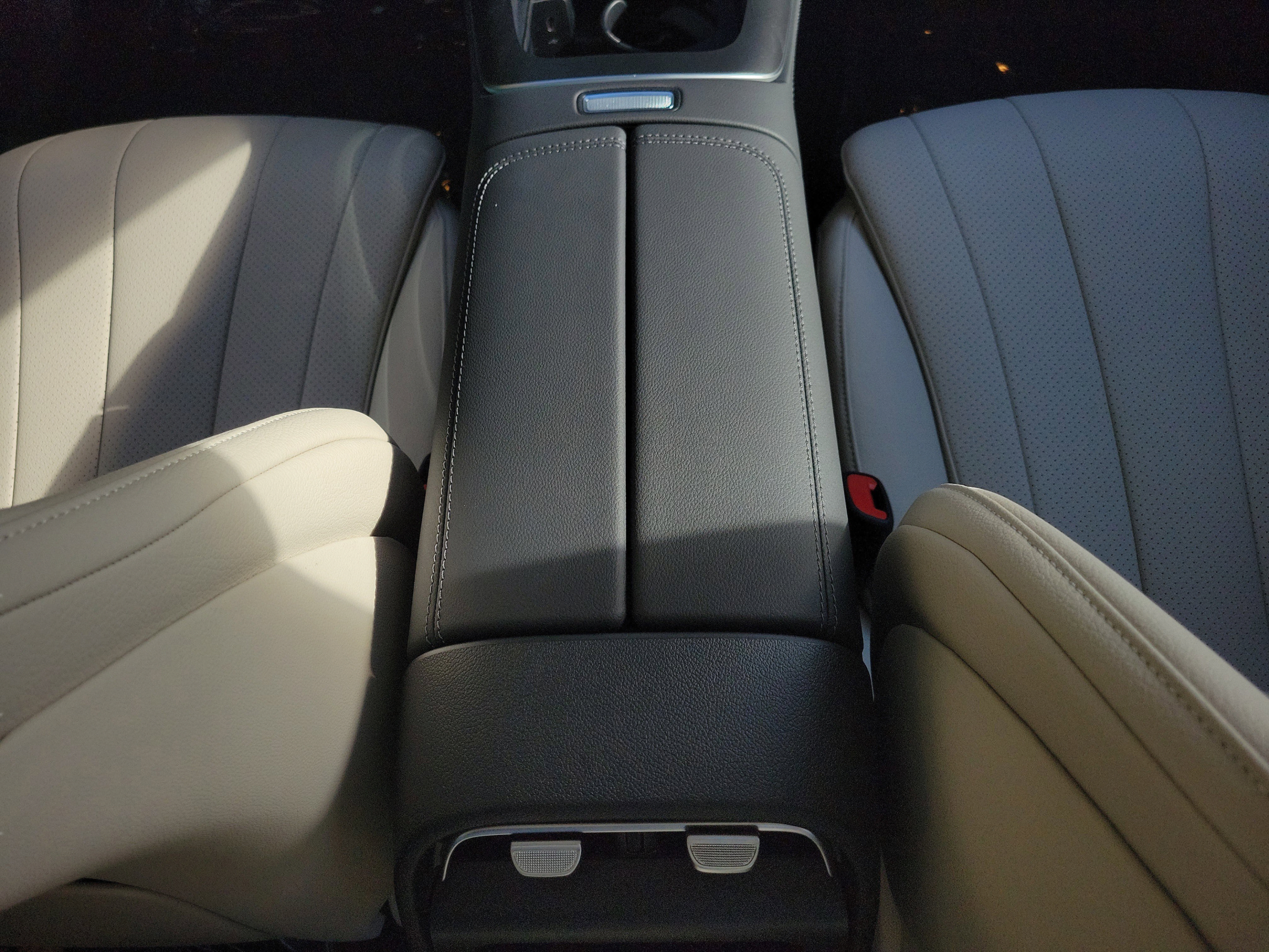 Used 2026 Mercedes-Benz E 350 Sedan image 18