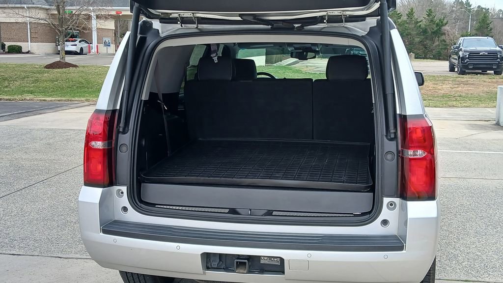 Used 2017 Chevrolet Tahoe LT image 9