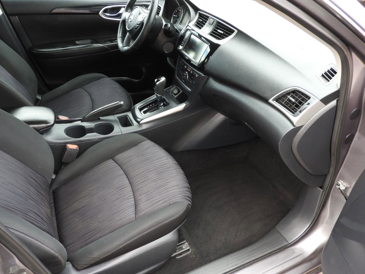 Used 2019 Nissan Sentra SV image 10