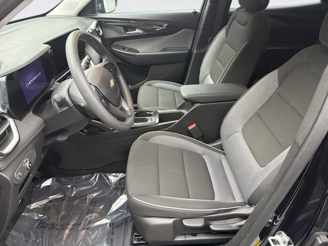 Used 2025 Chevrolet TrailBlazer LT image 11