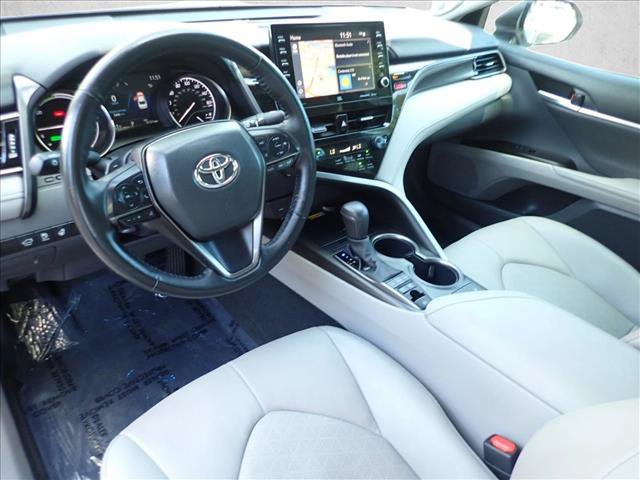 Used 2024 Toyota Camry XSE w/ Navigation Package FWD image 9