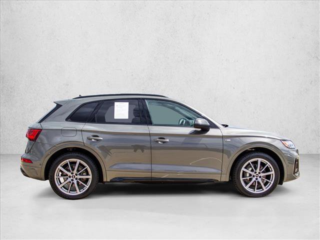 Certified 2023 Audi Q5 e Prestige w/ Prestige Package AWD/4WD image 4