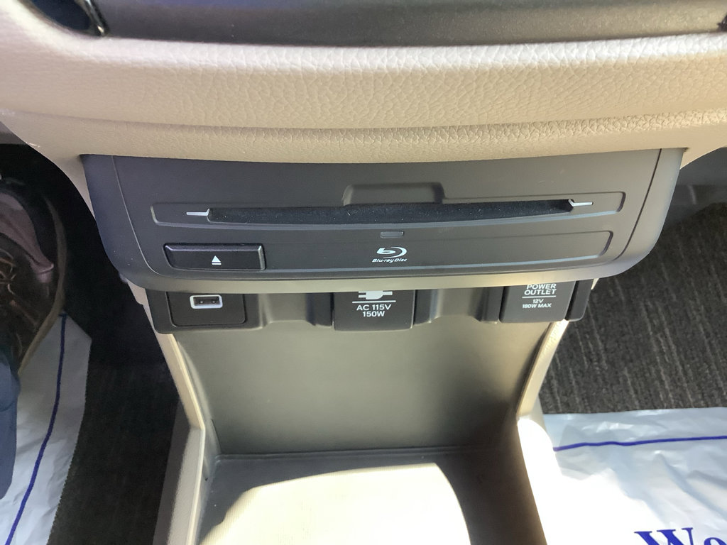 Used 2023 Honda Odyssey Elite image 21