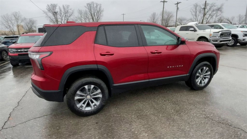 New 2026 Chevrolet Equinox LT w/ Safety and Technology Package image 2