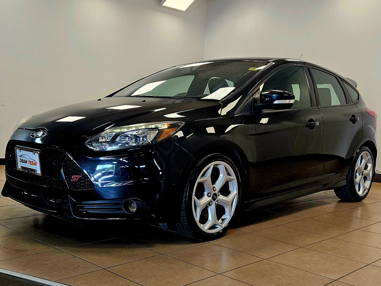 Used 2014 Ford Focus ST w/ Equipment Group 202A image 3