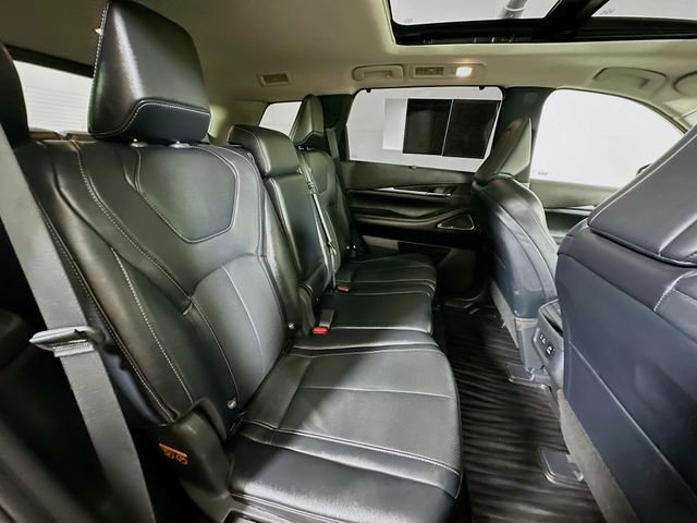 Used 2024 INFINITI QX60 Sensory image 30