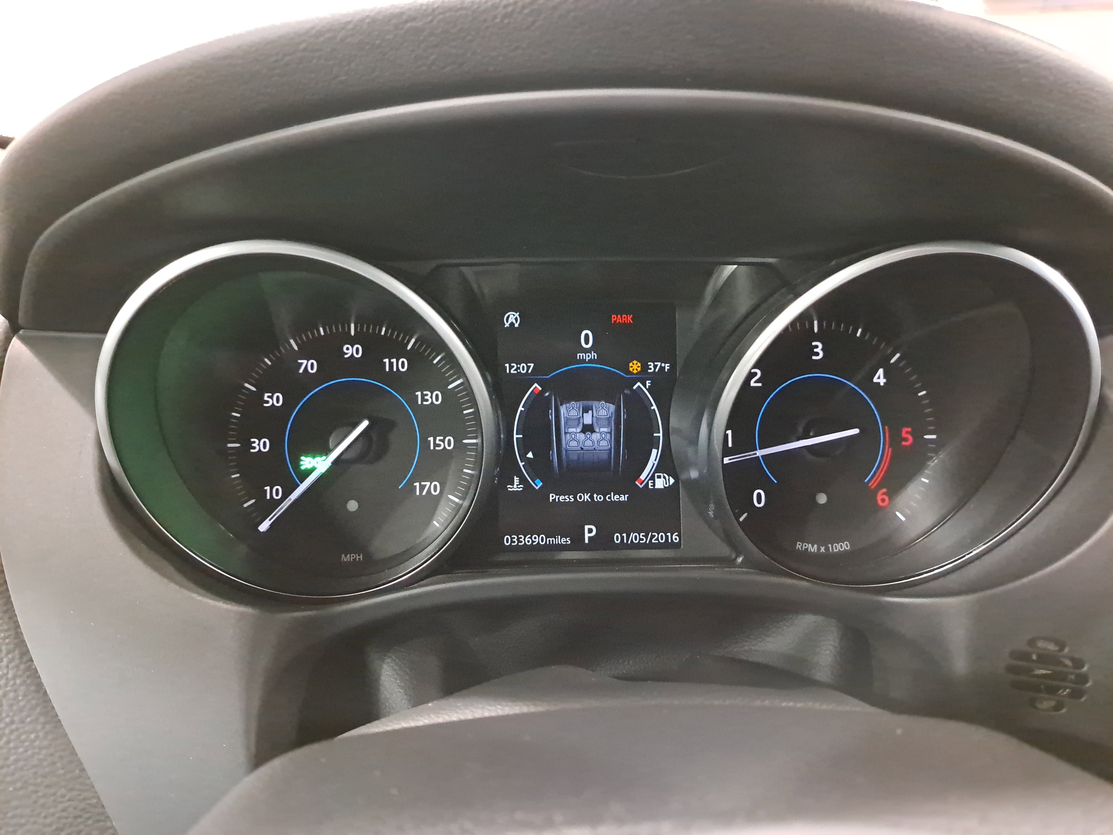 Used 2018 Jaguar F-PACE Prestige image 20