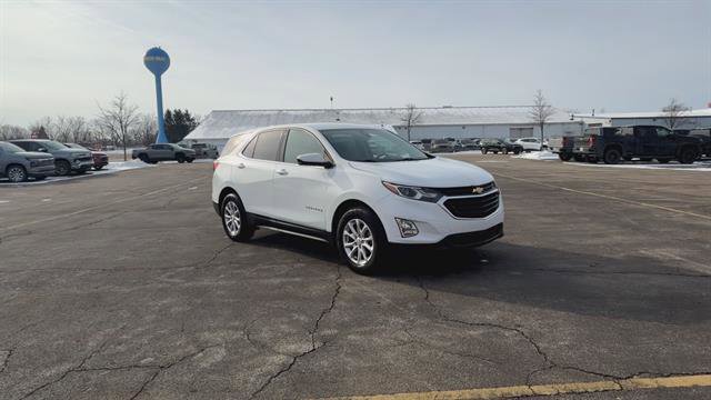 Used 2020 Chevrolet Equinox LT w/ Driver Convenience Package image 9