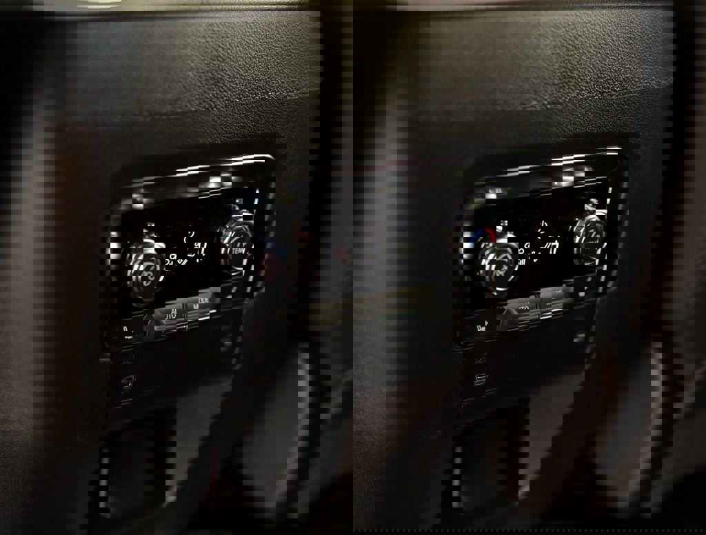 New 2026 GMC Yukon XL Elevation image 30