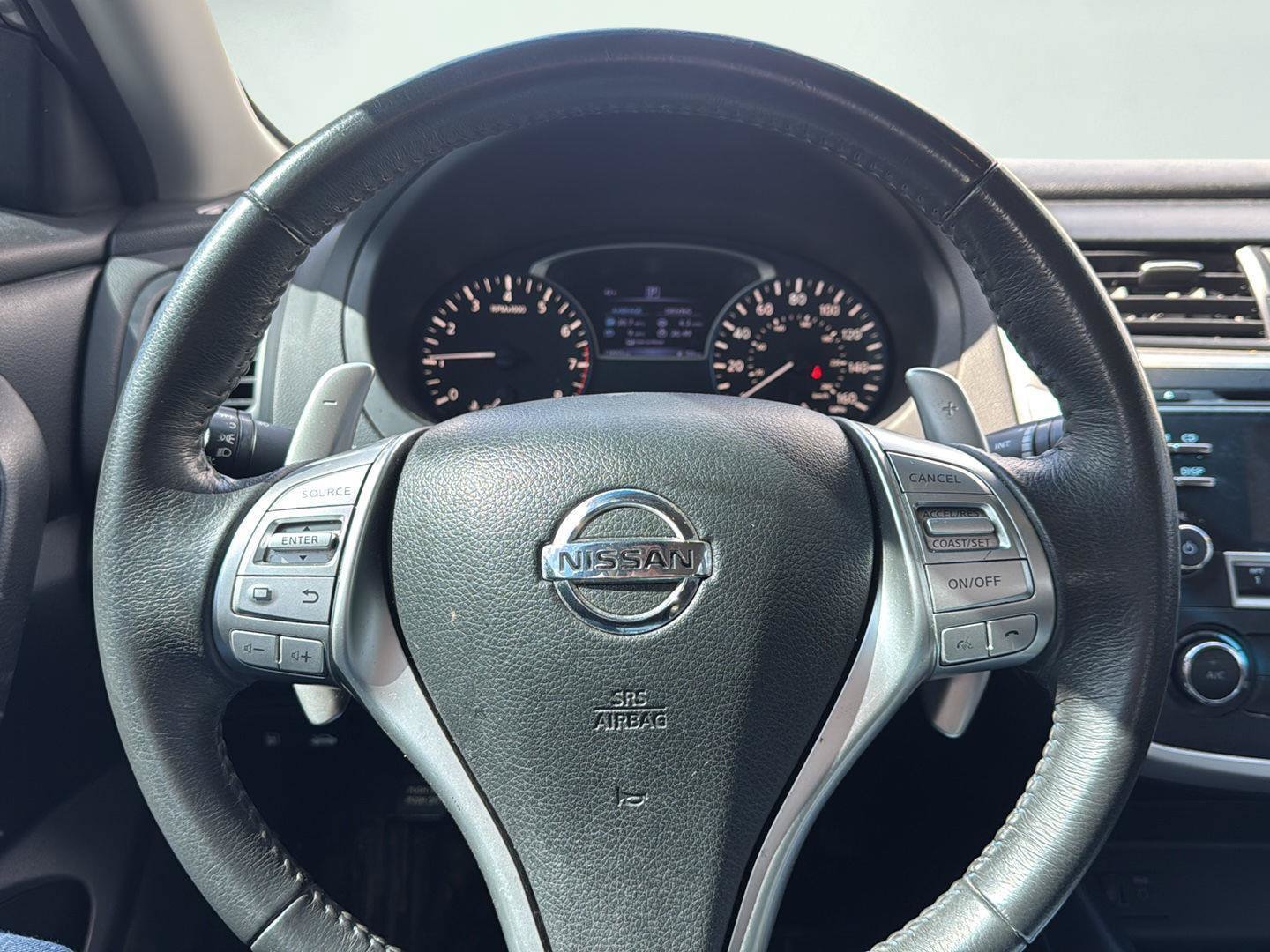 Used 2017 Nissan Altima 2.5 SR w/ Midnight Edition Package FWD image 19