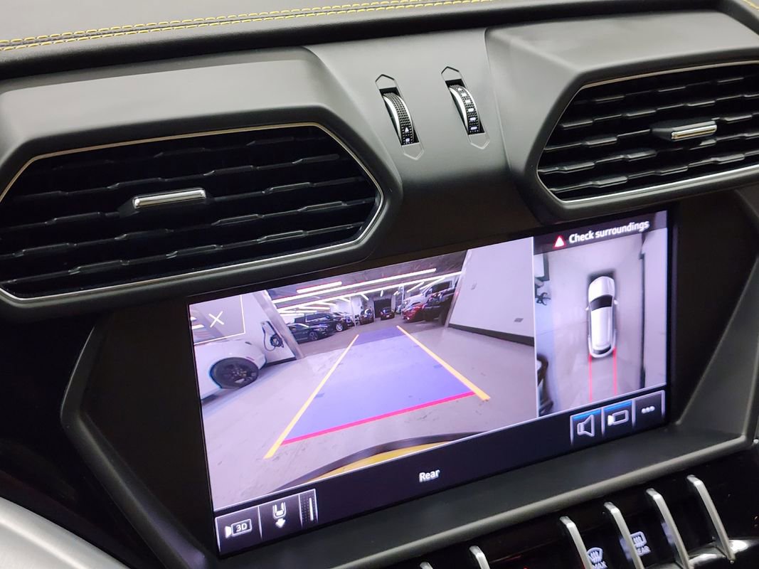 Used 2019 Lamborghini Urus image 31