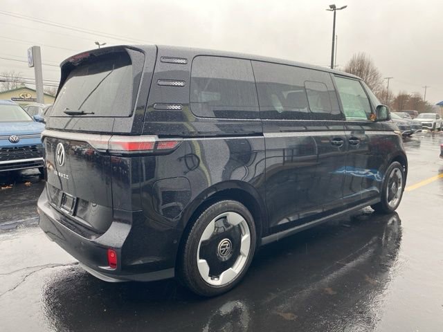 New 2025 Volkswagen ID. Buzz Pro S image 9