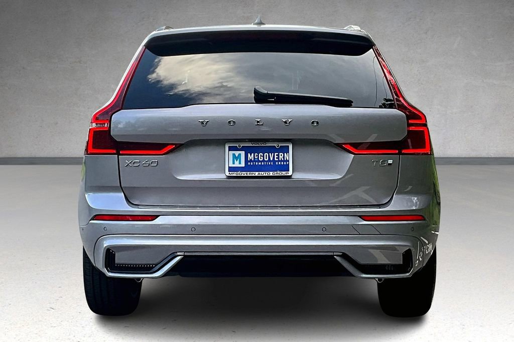 New 2026 Volvo XC60 T8 Plus w/ Climate Package image 4
