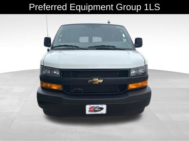 Certified 2025 Chevrolet Express 3500 LS RWD image 2