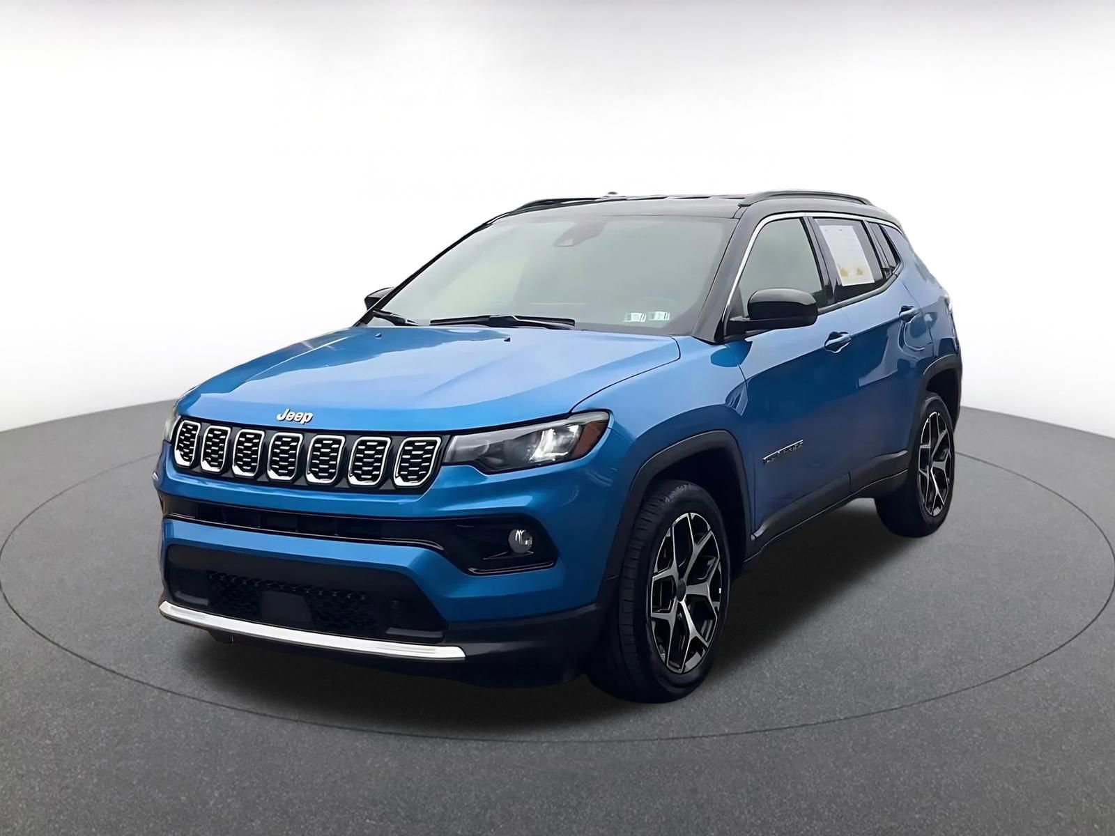 Used 2025 Jeep Compass Limited AWD/4WD image 7