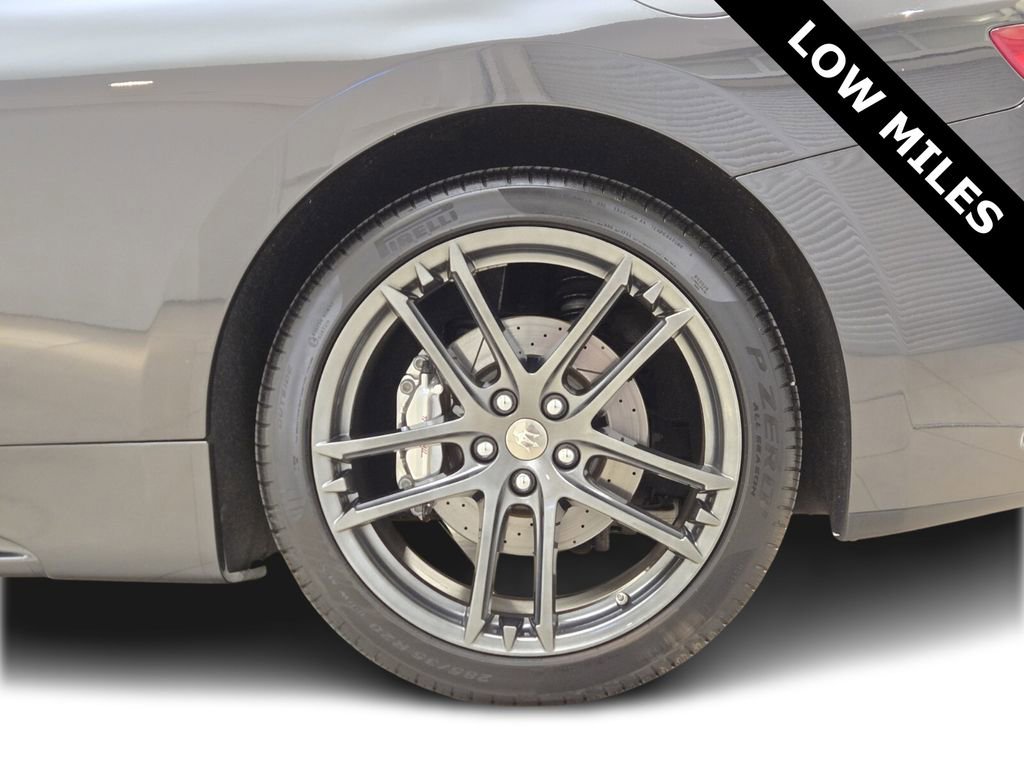 Used 2017 Maserati GranTurismo Sport image 15