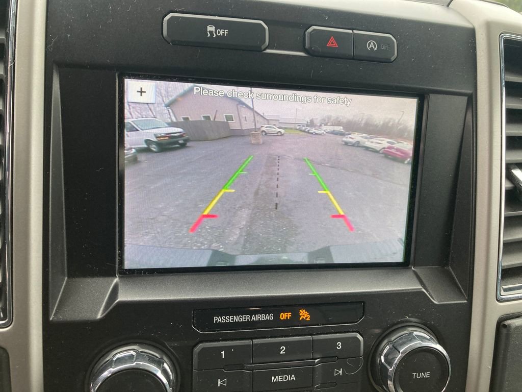 Used 2019 Ford F150 Lariat w/ Trailer Tow Package AWD/4WD image 24