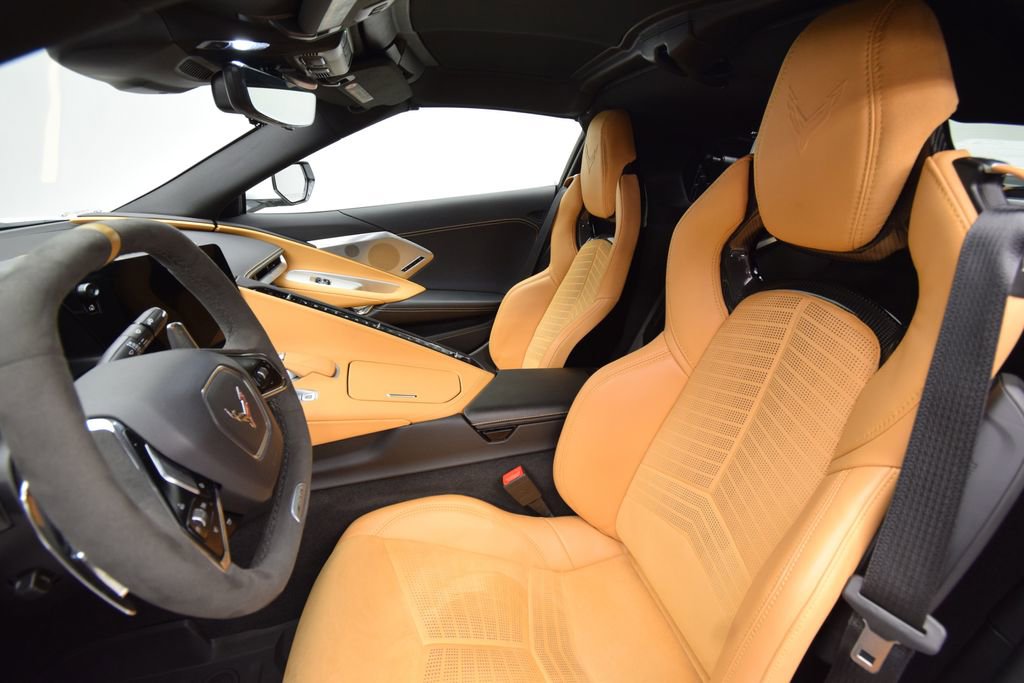 Used 2024 Chevrolet Corvette Z06 image 17