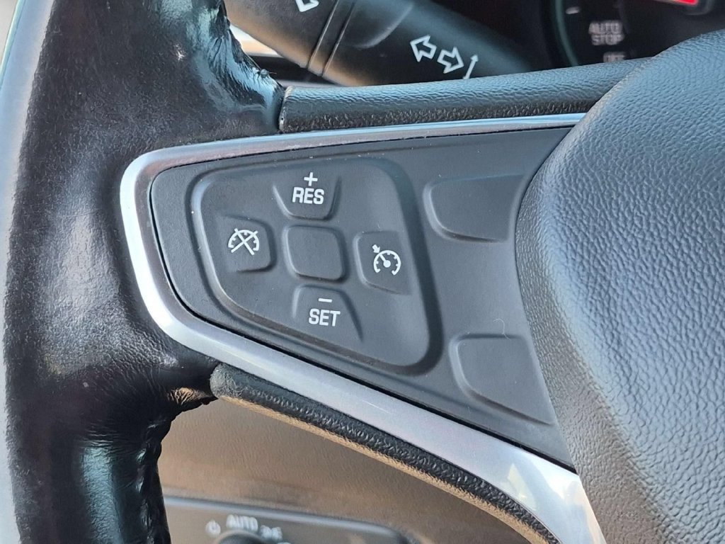 Used 2019 Chevrolet Equinox LT FWD image 20