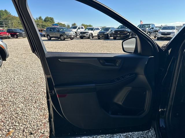 Used 2023 Ford Escape Active FWD image 25