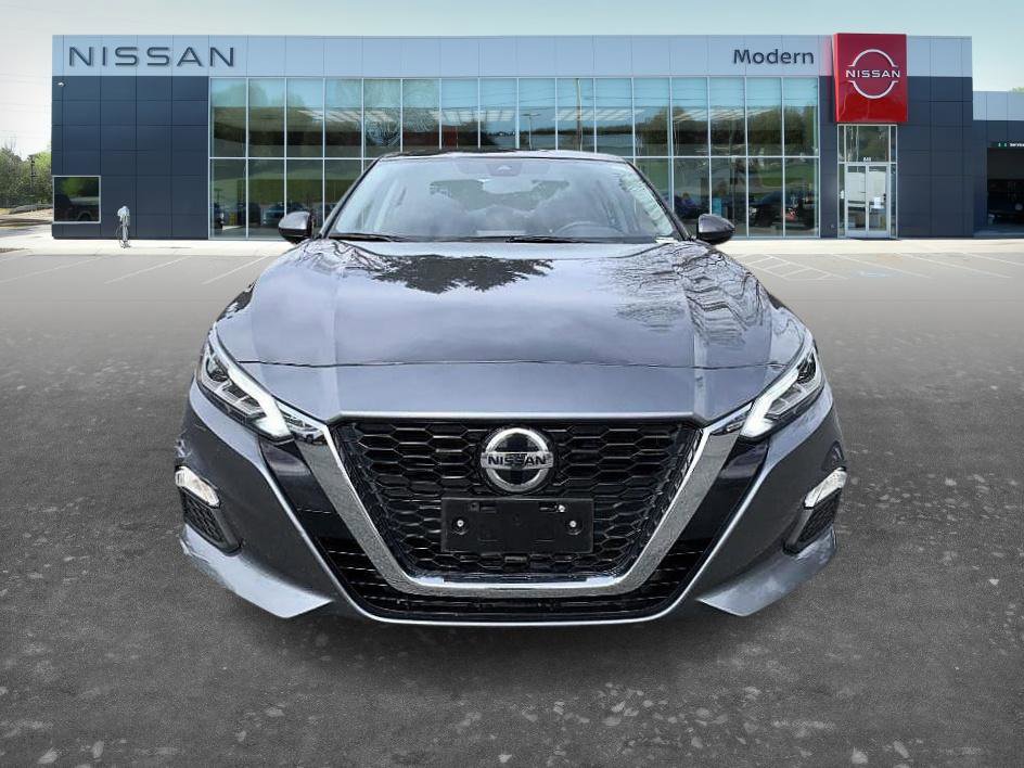 Certified 2022 Nissan Altima 2.5 SV image 2