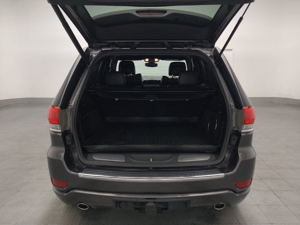 Used 2018 Jeep Grand Cherokee Overland AWD/4WD image 29