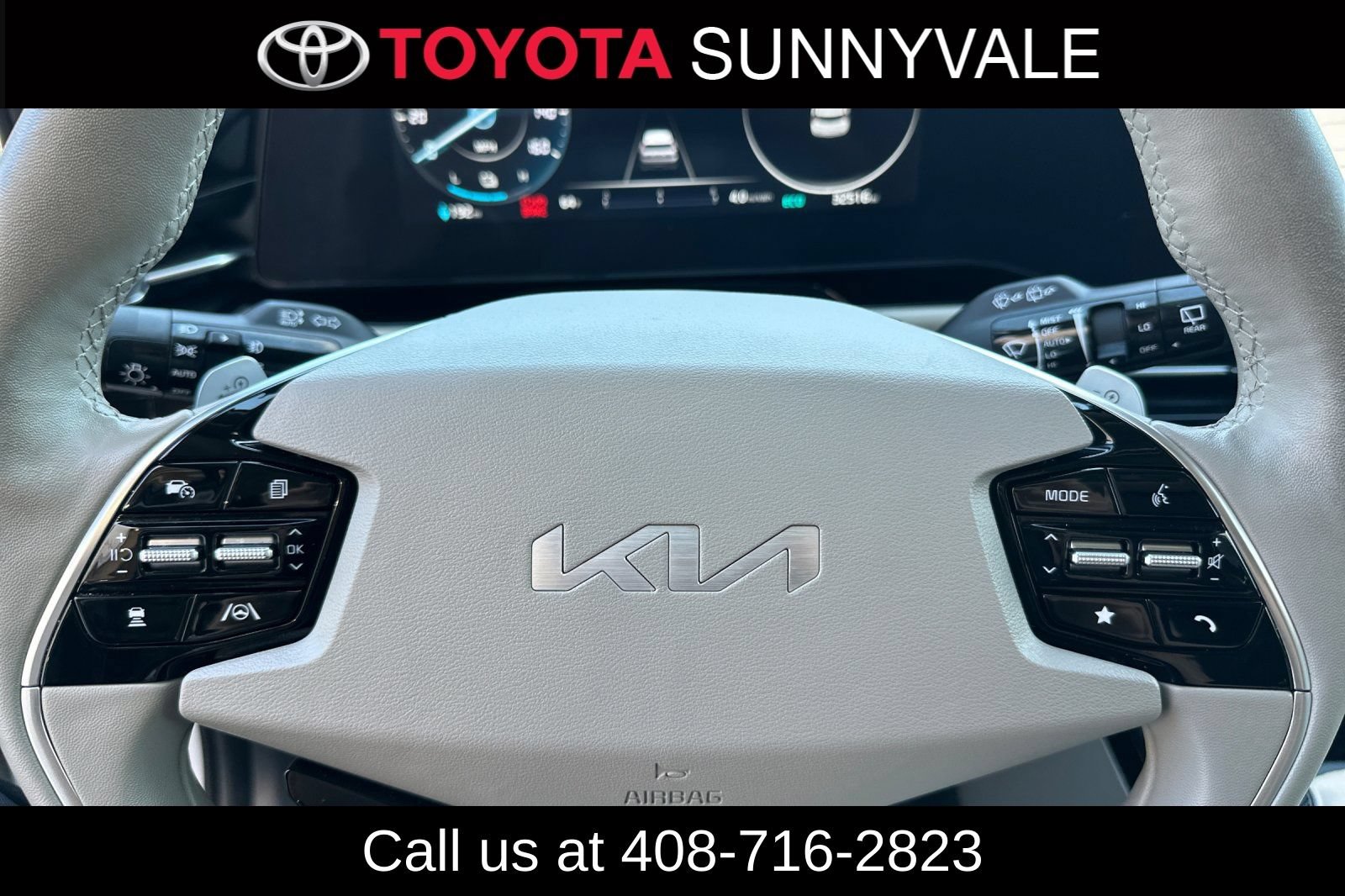 Used 2023 Kia Niro Wave FWD image 28