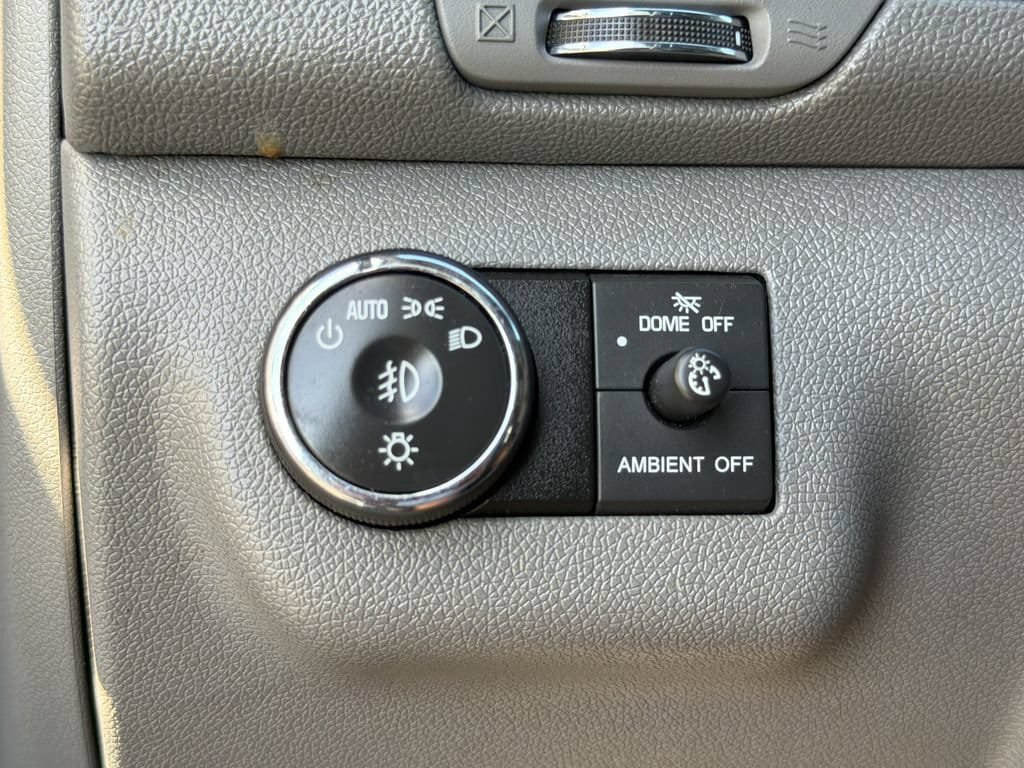 Used 2016 Chevrolet Traverse LT FWD image 29