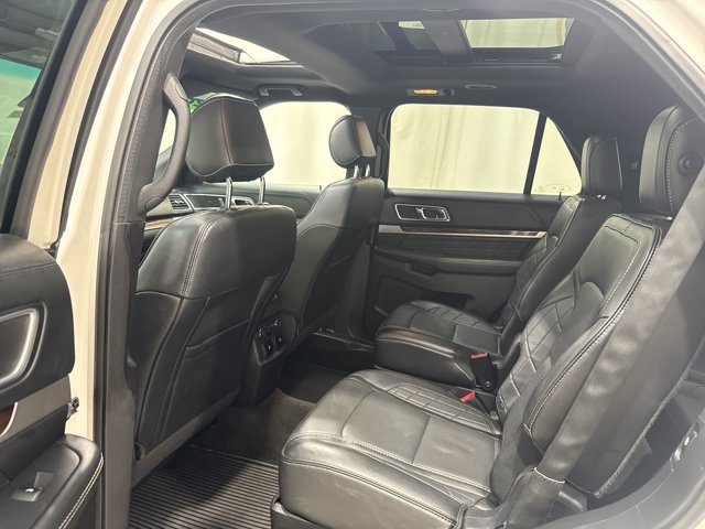 Used 2016 Ford Explorer Platinum AWD/4WD image 14
